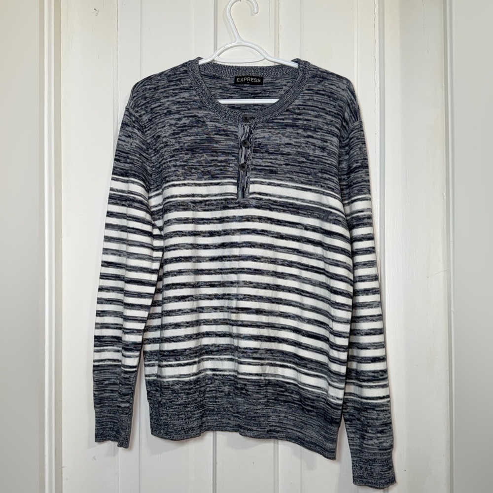 Express Men's Black‎ and White Striped Crewneck Sweater size XL